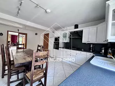 Maison, 250,55 m²