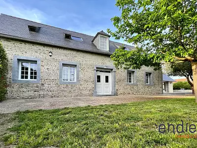 Maison, 230 m²