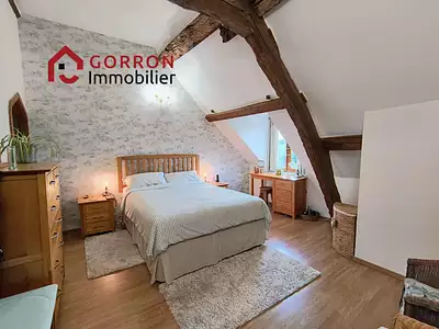 Maison, 248 m²