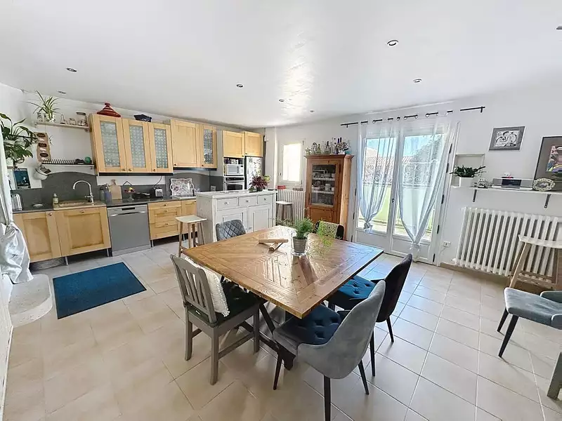 Maison, 148 m²