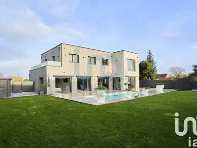 Maison, 386 m²