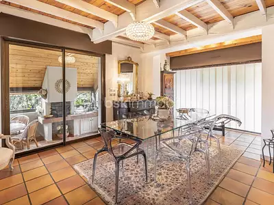Maison, 161 m²