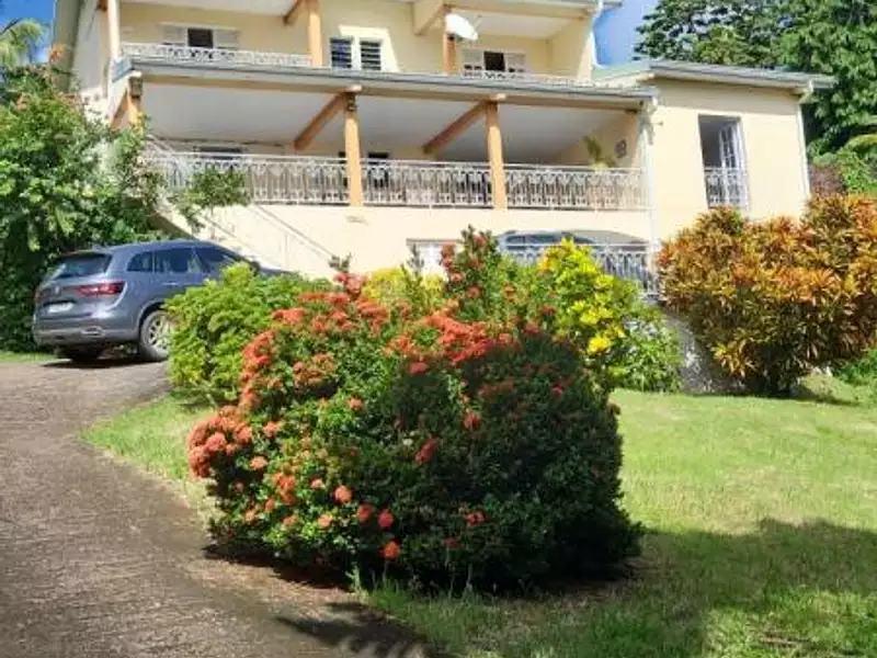Maison, 233 m²