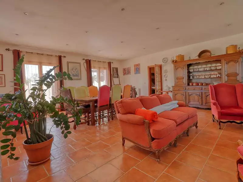 Maison, 254 m²