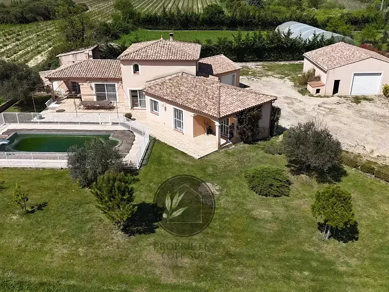 Maison, 190 m²