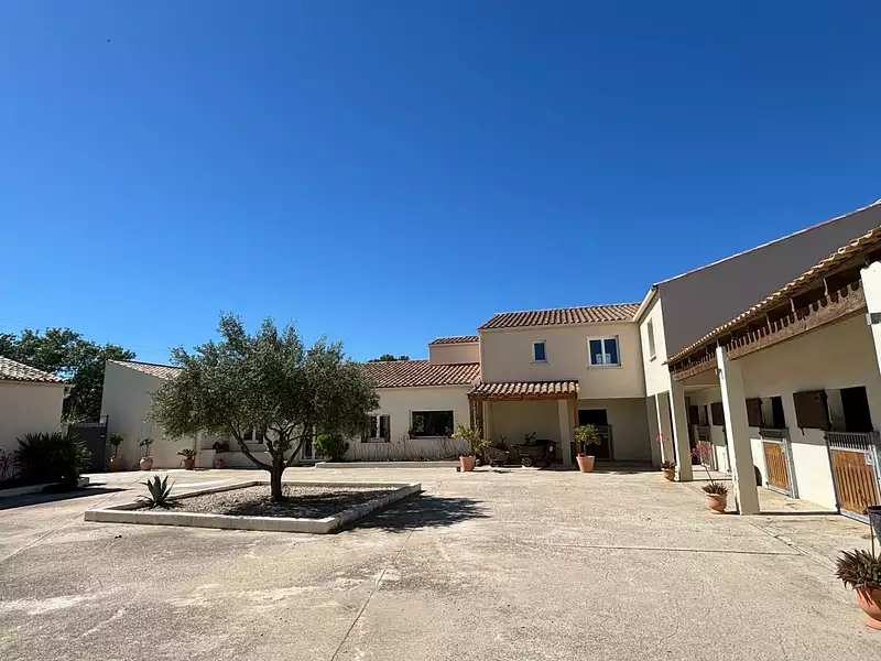 Maison, 200 m²