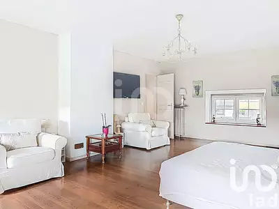 Maison, 238 m²