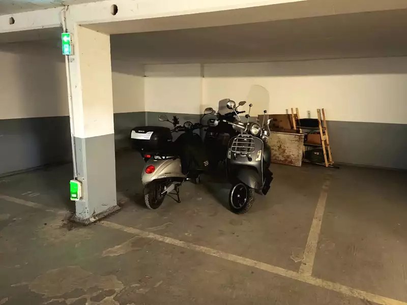 Parking, 8 m²