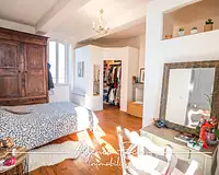 Maison, 240 m²