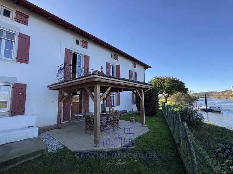 Maison, 380 m²