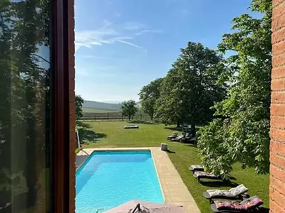 Maison, 825 m²