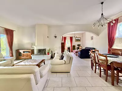 Maison, 260 m²