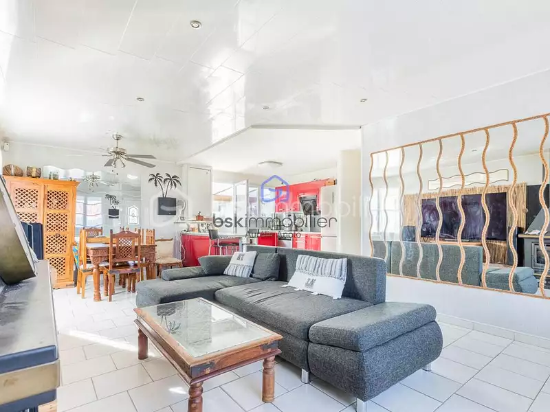Maison, 89 m²