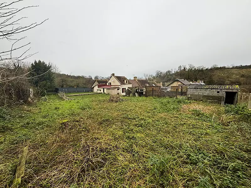 Terrain, 384 m²
