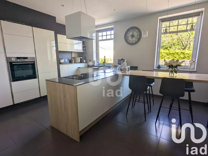 Maison, 195 m²