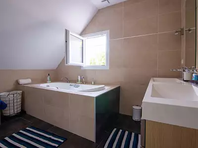 Maison, 168 m²
