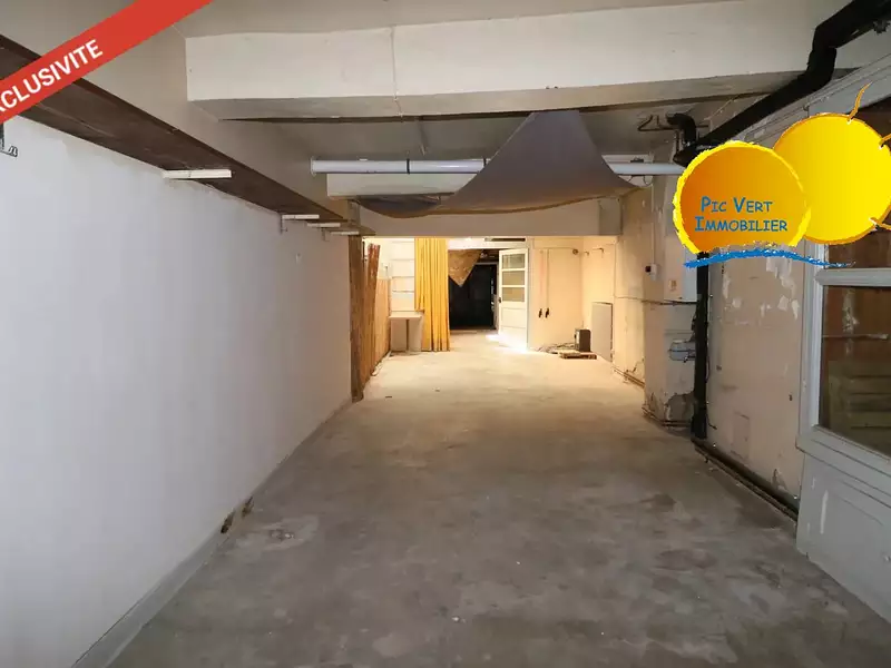 Immeuble, 128 m²