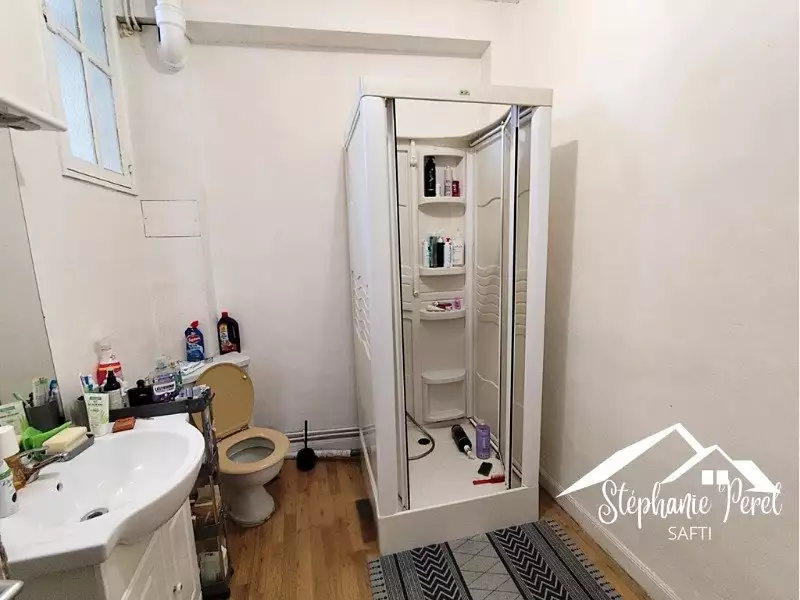 Immeuble, 157 m²