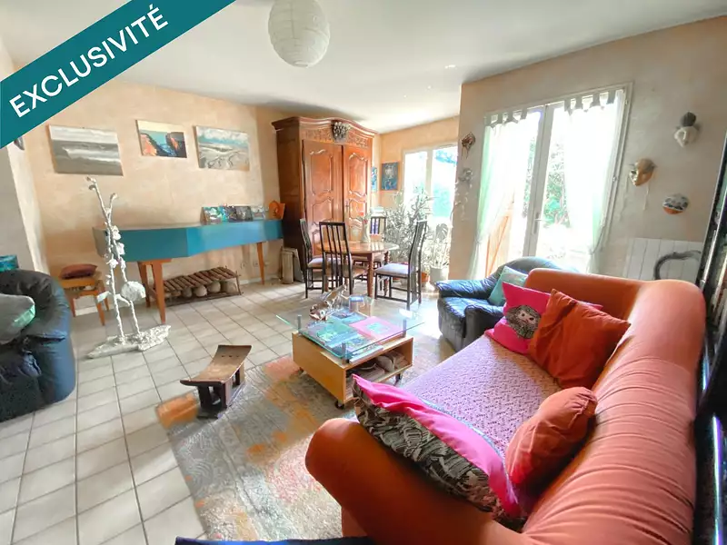 Maison, 94 m²