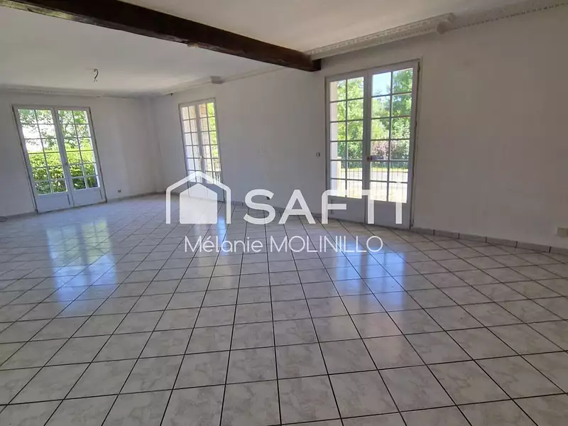 Maison, 200 m²