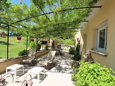 Maison, 283 m²