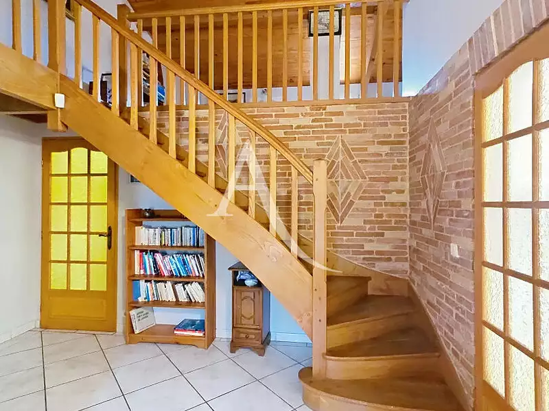 Maison, 310 m²