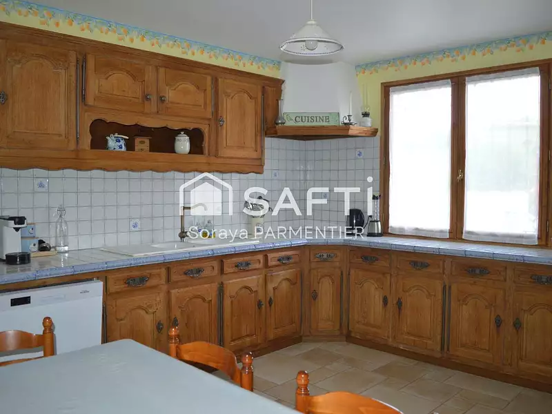 Maison, 178 m²