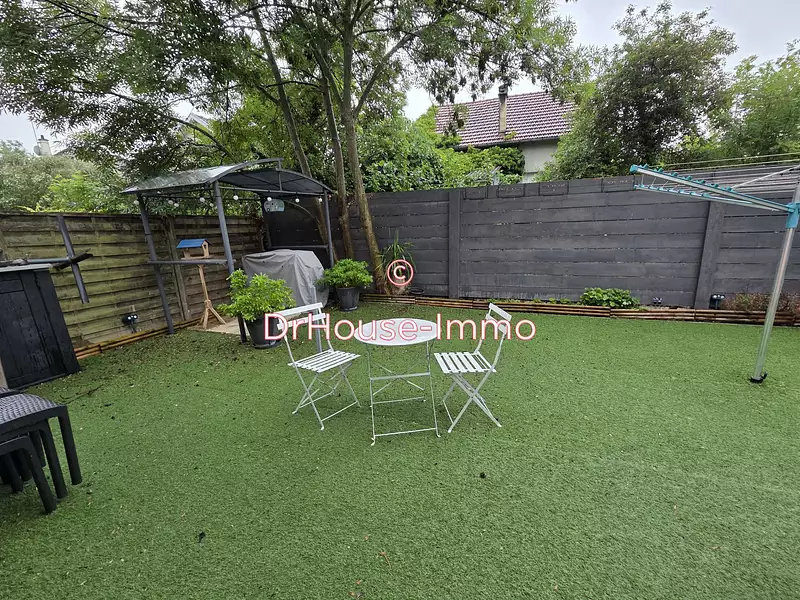 Maison, 94 m²