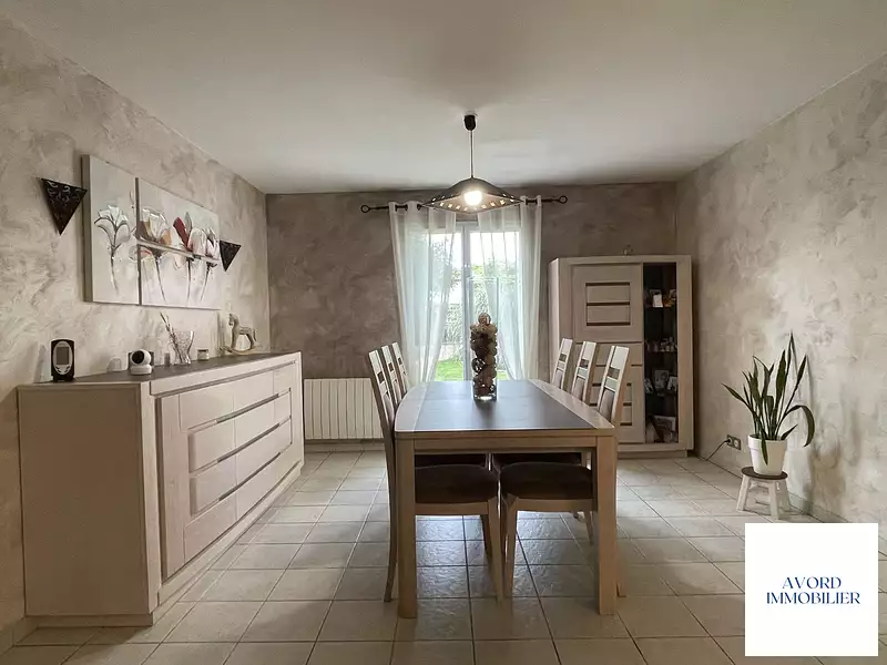 Maison, 109 m²