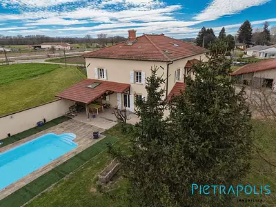 Maison, 357 m²