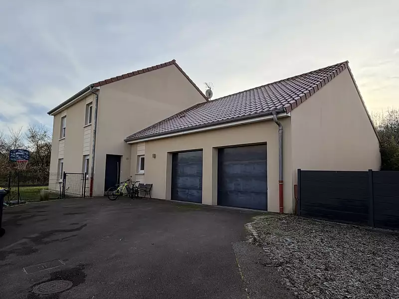Maison, 165 m²