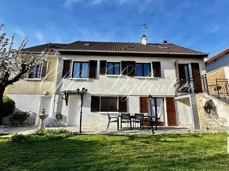 Maison, 200 m²