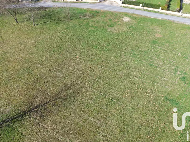 Terrain, 1 055 m²