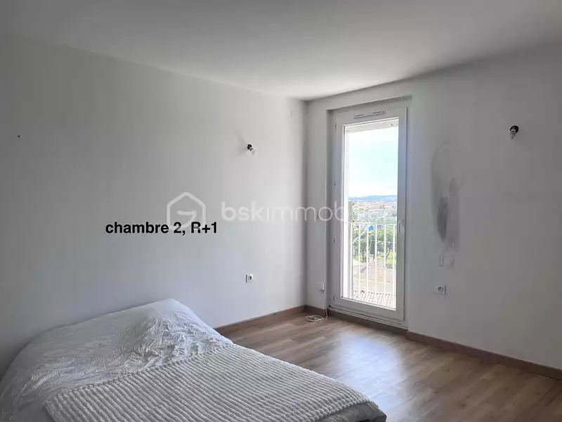 Maison, 144 m²
