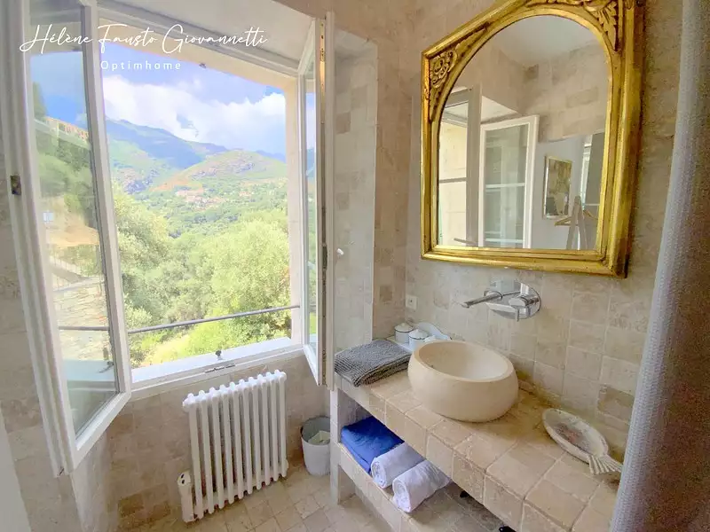 Maison, 175 m²