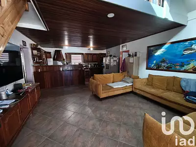 Maison, 167 m²