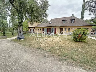 Maison, 270 m²
