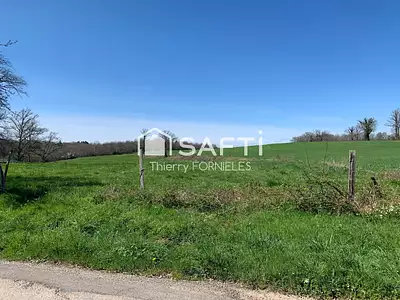 Terrain, 3 516 m²