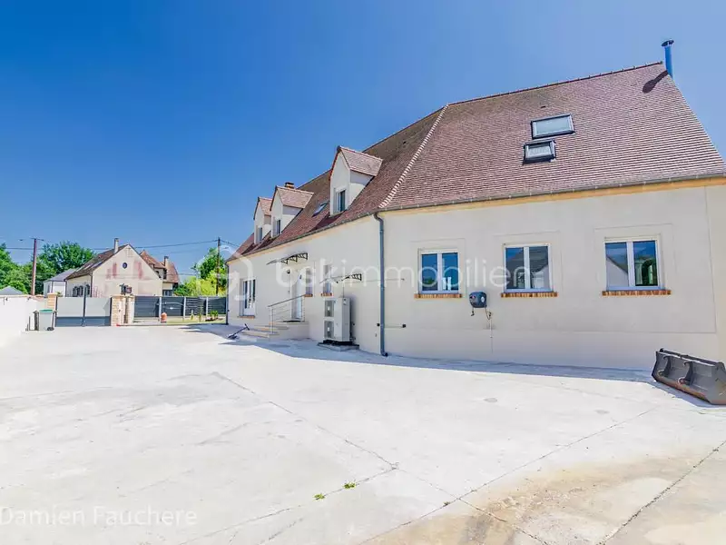 Maison, 310 m²