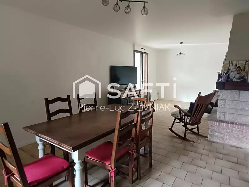 Maison, 132 m²