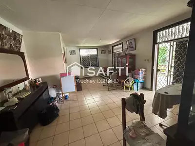 Maison, 94 m²