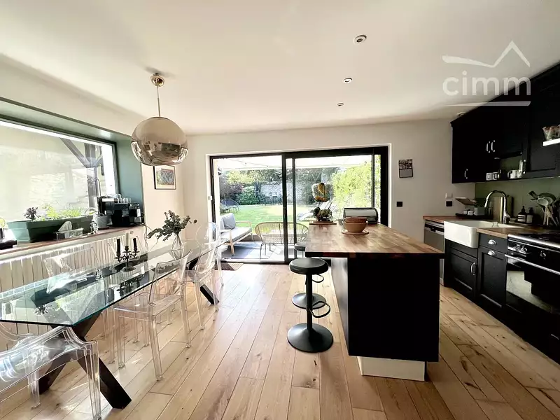 Maison, 160 m²