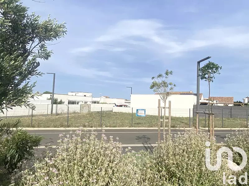 Terrain, 468 m²