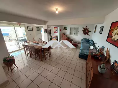 Maison, 165 m²