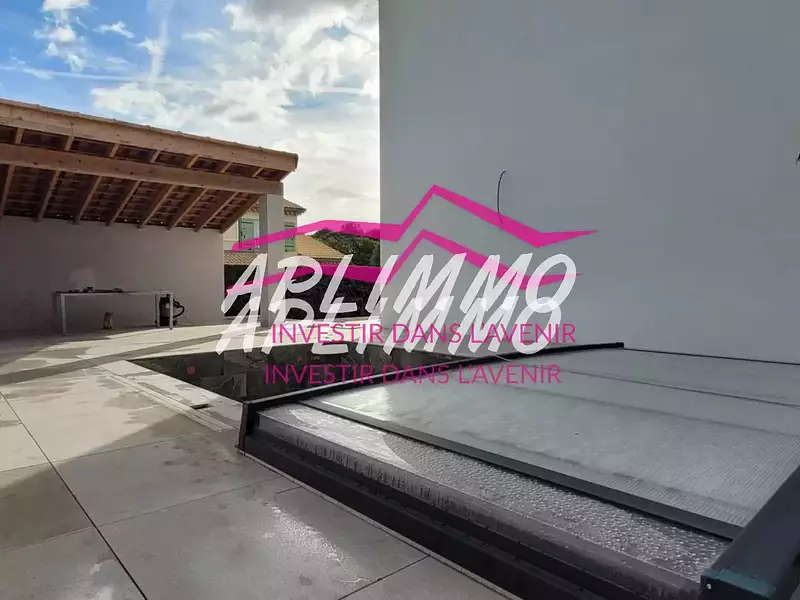 Maison, 140 m²