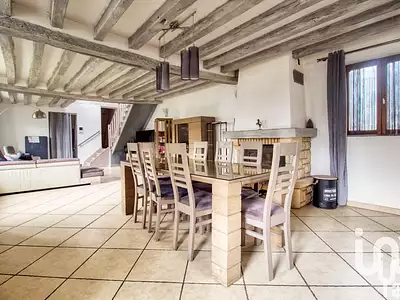 Maison, 202 m²