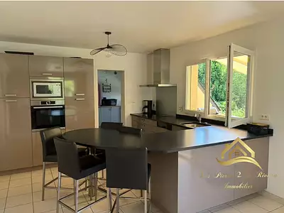 Maison, 153 m²