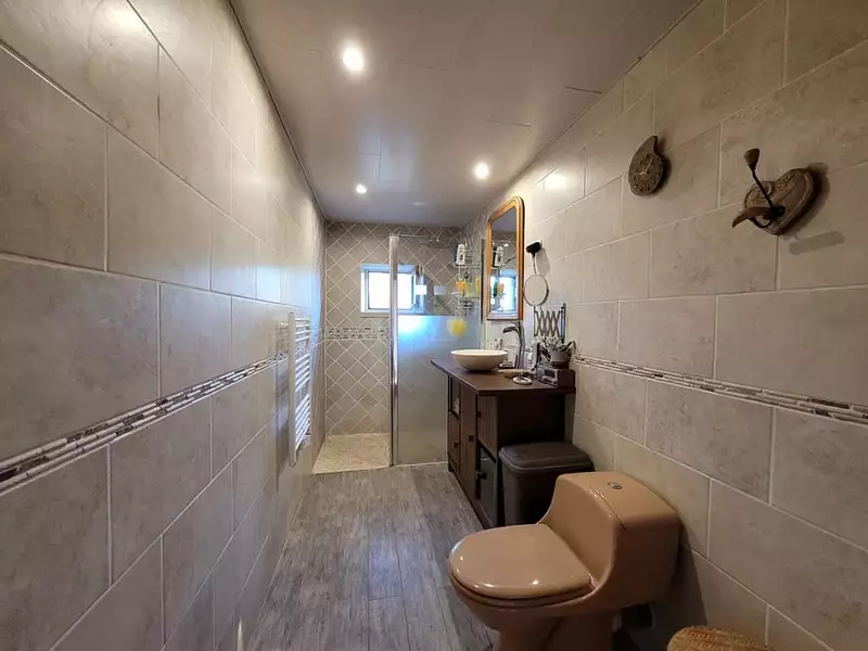 Maison, 195 m²