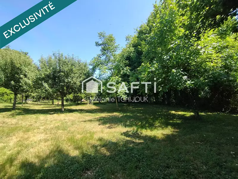 Terrain, 1 426 m²