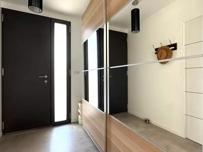 Maison, 220 m²